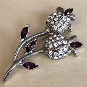 Flower Pin with purple tips